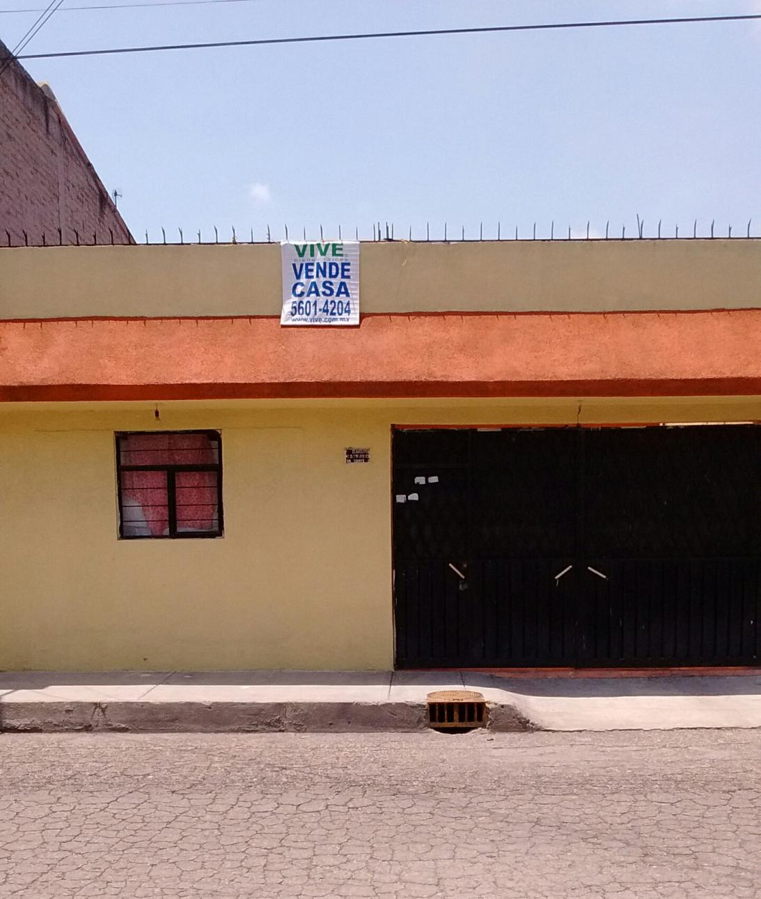 Doomos. VIVE VENDE CASA EN JARDINES DE MORELOS ESCRITURADA