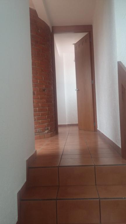 HERMOSA CASA CERCA MUSEO DOLORES OLMEDO - 6
