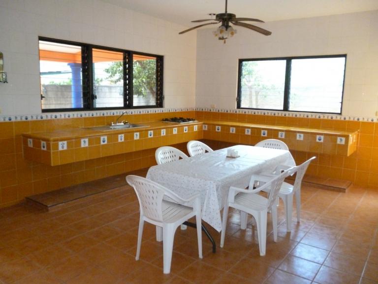 Casa amueblada con piscina de 3 recamaras en renta en Cholul - 10