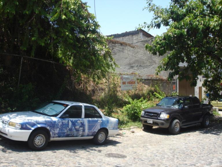 TERRENO USO MIXTO A 20 MTS DEL LIBRAMIENTO - 5