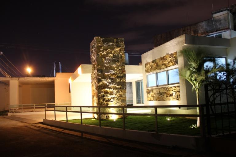HERMOSA RESIDENCIA DE LUJO EN BENITO JUÁREZ NORTE - 4