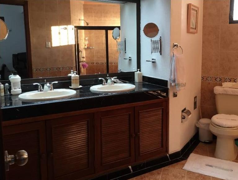 HERMOSA RESIDENCIA EN CALLE CERRADA EN MONTEREAL - 11
