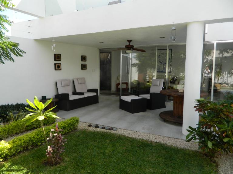 CASA EN VENTA EN RESIDENCIAL SANTA GERTRUDIS - 2