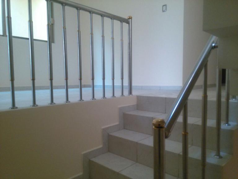 Preciosa casa con excelente ubicación en renta - 6