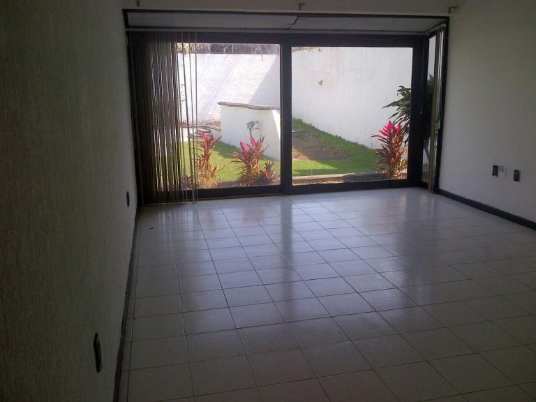 Magnifica residencia con 4 recamaras en Costa de Oro - 6