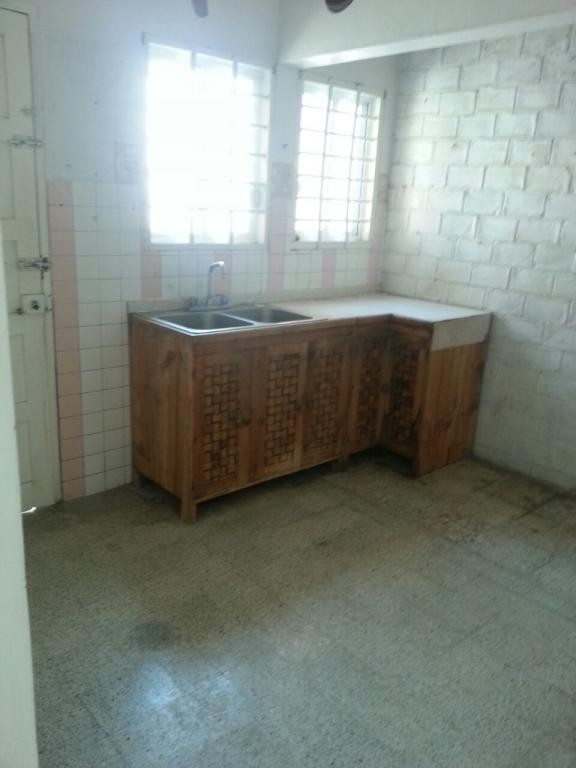 Casa para oficinas una cuadra del boulevard en renta - 5