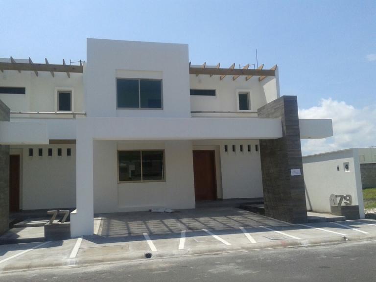 Magnifica residencia acabados de lujo minimalista - 1