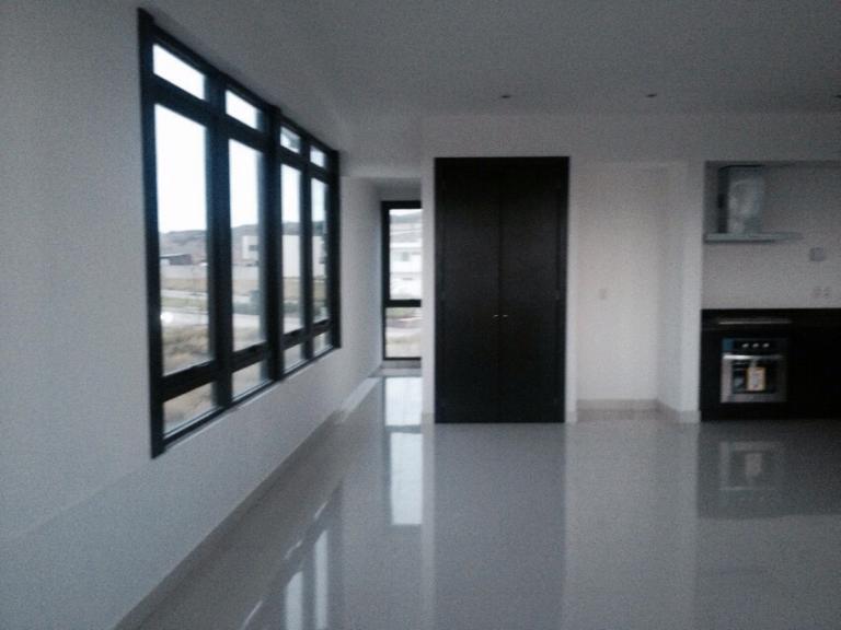 Hermosa residencia moderna y funcional - 3