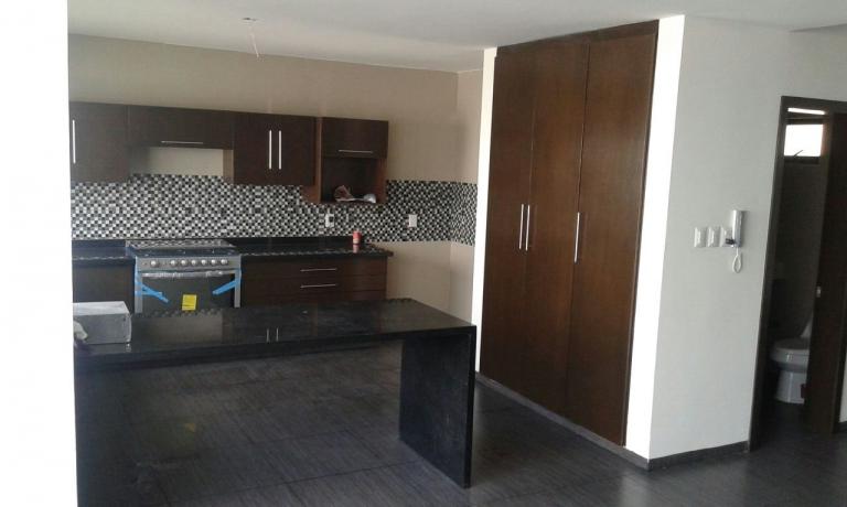 Hermosa residencia finos acabados - 2