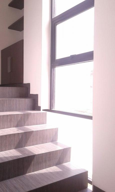 Hermosa residencia finos acabados - 8