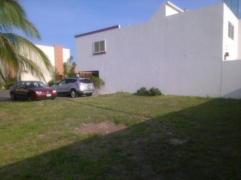 Magnifico terreno en lomas residencial - 3
