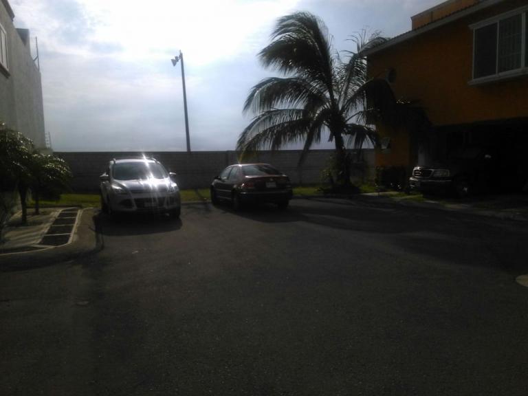 Magnifico terreno en lomas residencial - 4