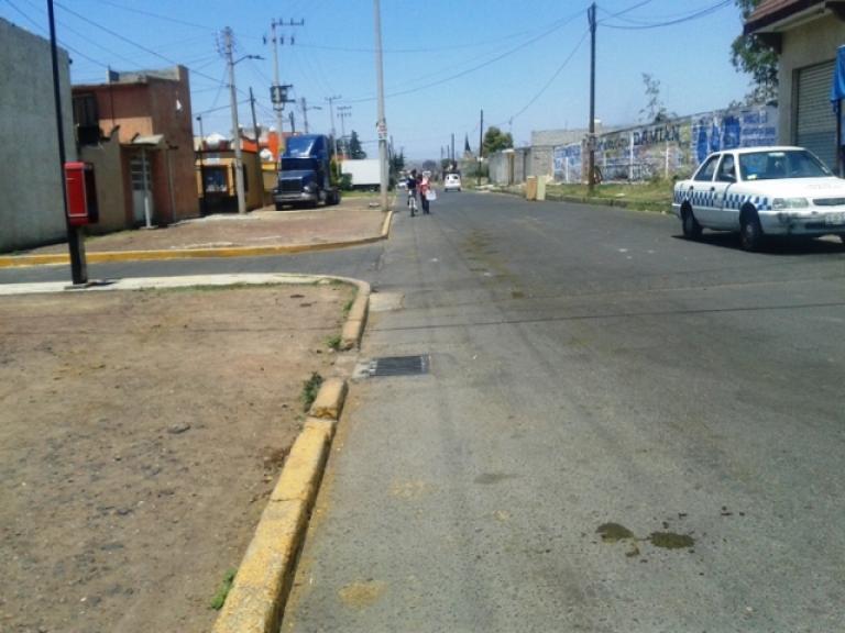 Terreno a 12 calles del Municipio en facilidades - 17