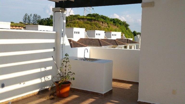 Preciosa residencia vigilancia las 24 hrs en venta - 7