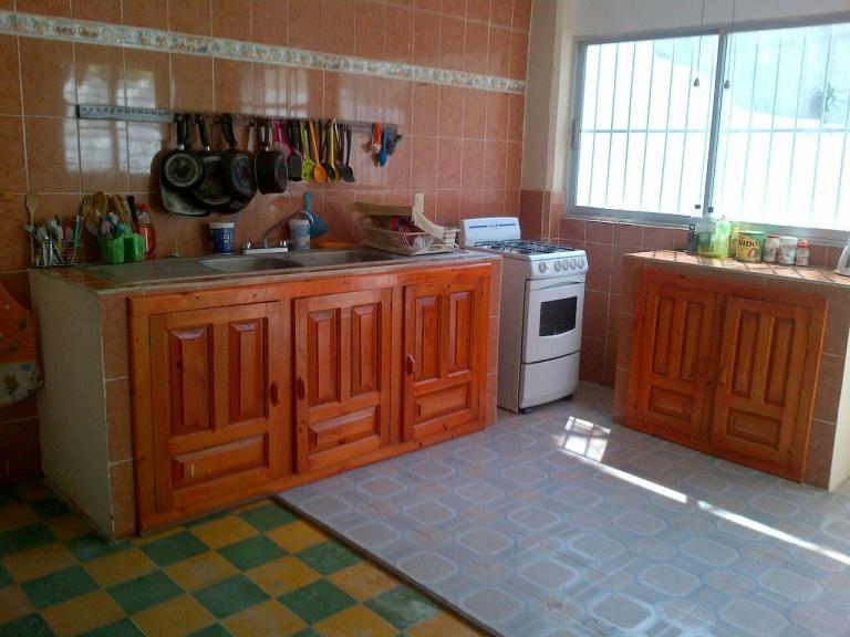 Oportunidad casa muy espaciosa en venta - 4