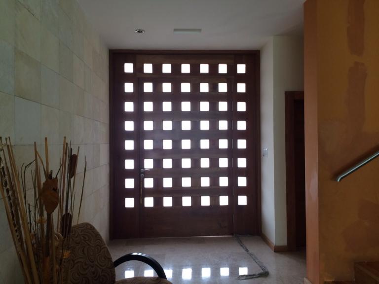 Magnifica residencia con pisos de mármol y alberca - 5
