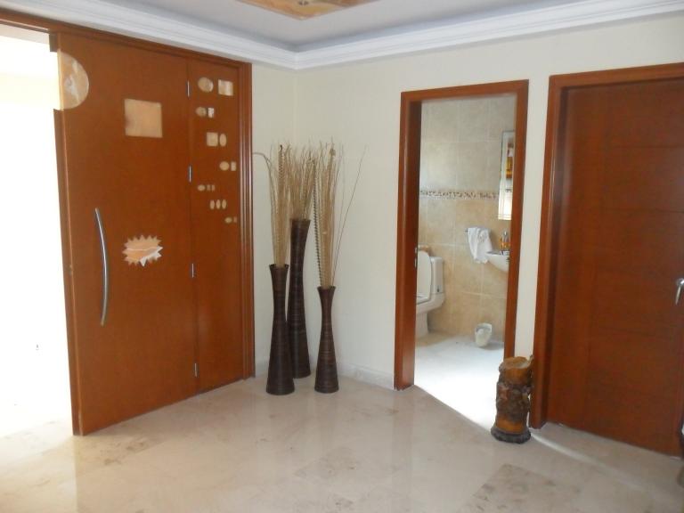 Esplendida residencia con su muelle para yate - 10