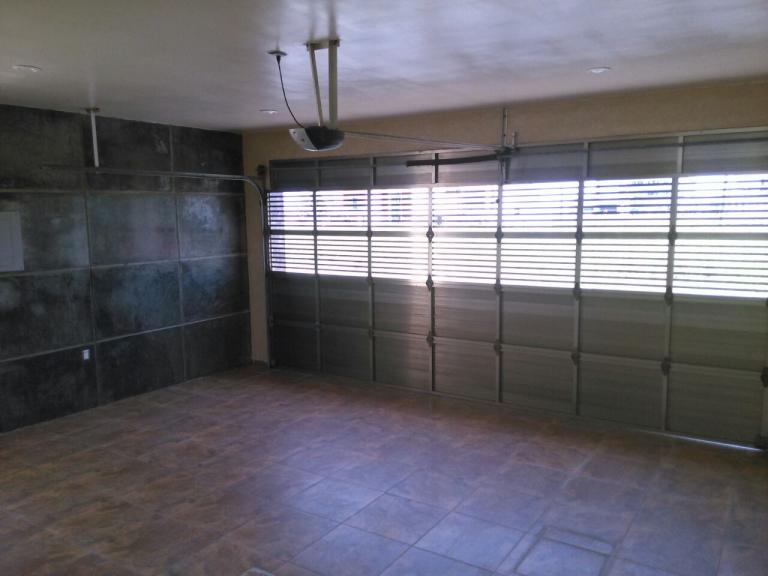 Magnifica residencia de finos acabados y con alberca - 2