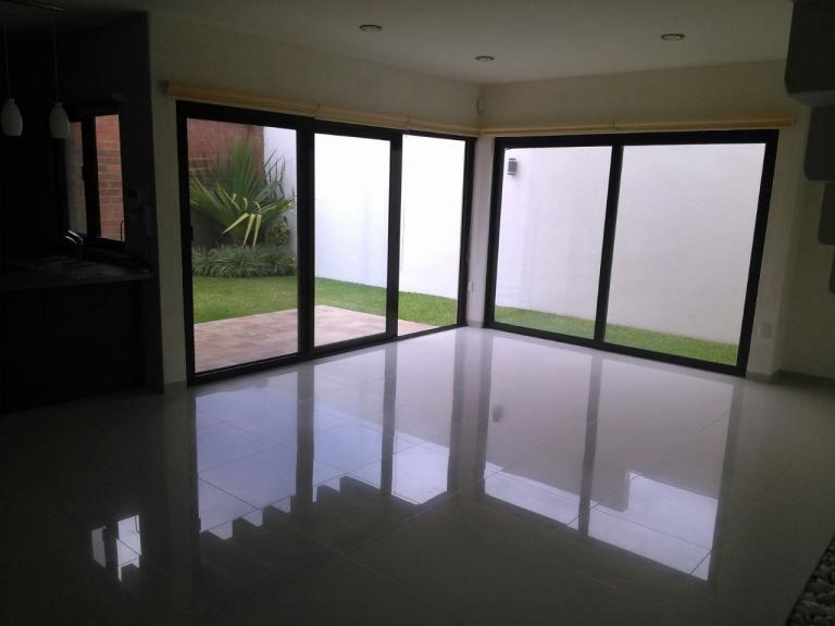 Magnifica residencia excelente oportunidad con 4 recamaras - 2