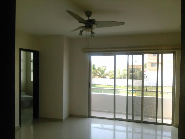 Preciosa residencia con piso de porcelanato — foto 5