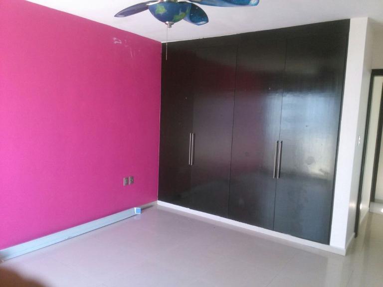 Preciosa residencia con piso de porcelanato — foto 7