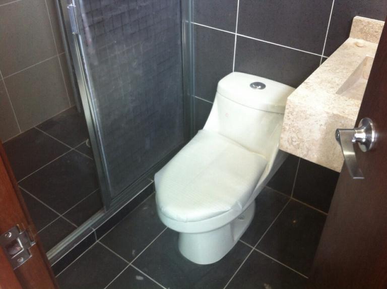 Excelente residencia con modernos acabados térmica — foto 8