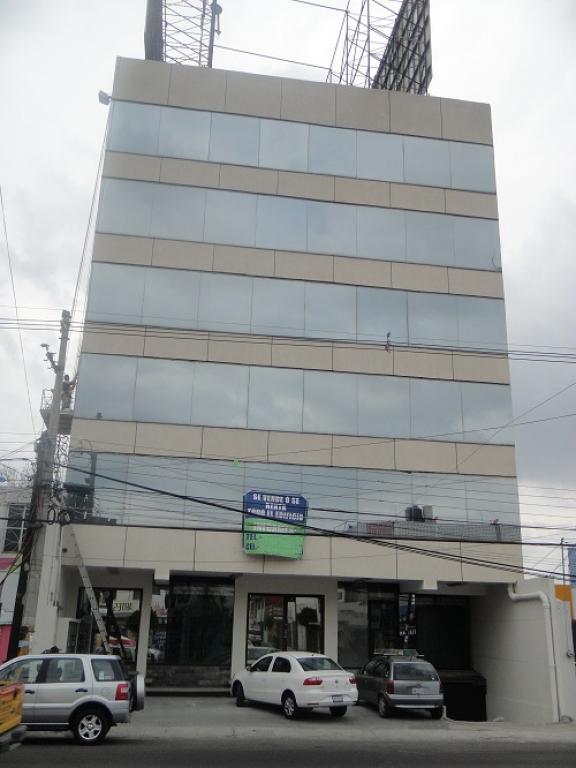Edificio de 7 niveles en Puebla