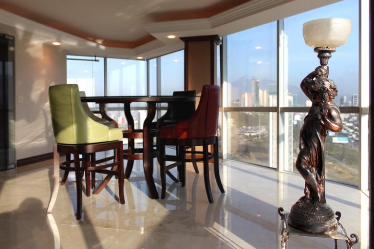 Renta: PentHouse de lujo de 170m² en zona Fuentes del Valle - 11