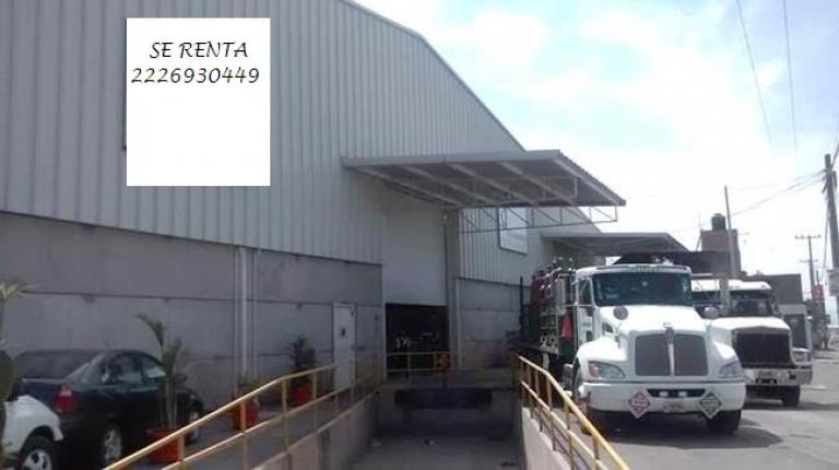 EXCELENTE BODEGA EN RENTA EN PARQUE SANTOURUM PUEBLA - 2