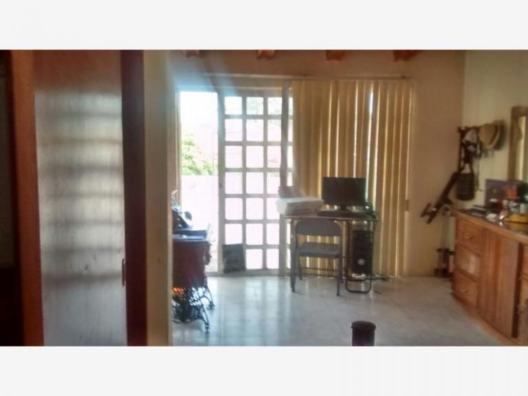 HERMOSA CASA EN VENTA EN 16 DE SEPT Y BLVD LAS TORRES - 2