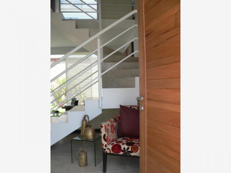 HERMOSA CASA EN VENTA LOMAS DE ANGELOPOLIS - 2