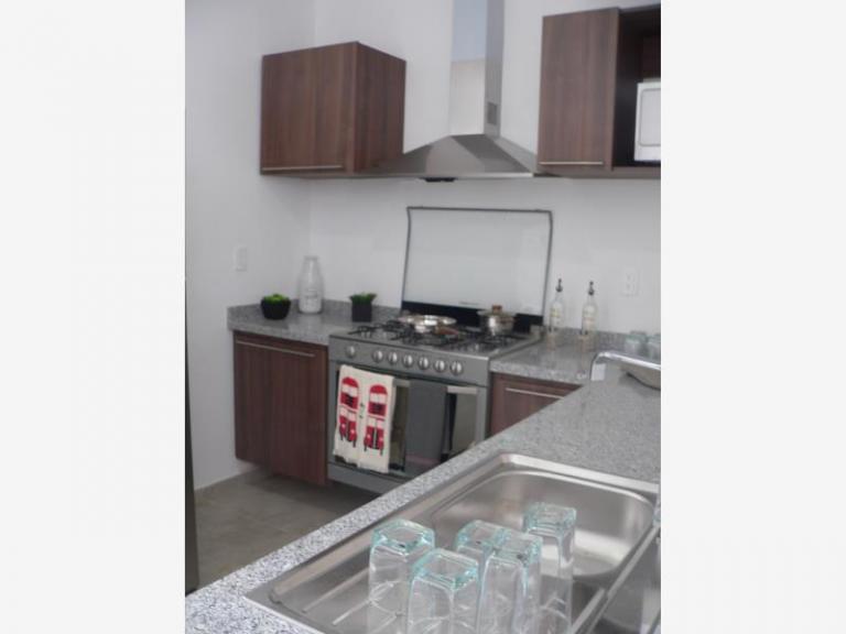 HERMOSA CASA EN VENTA LOMAS DE ANGELOPOLIS - 4