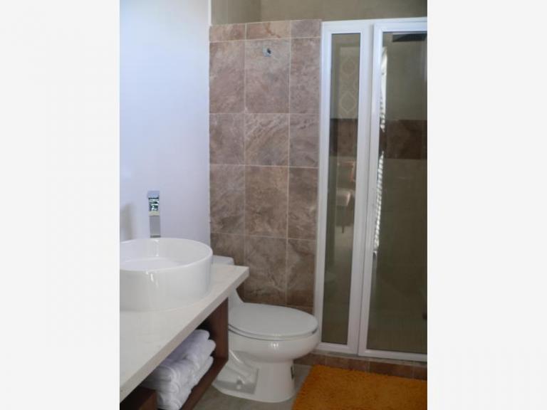 HERMOSA CASA EN VENTA LOMAS DE ANGELOPOLIS - 10