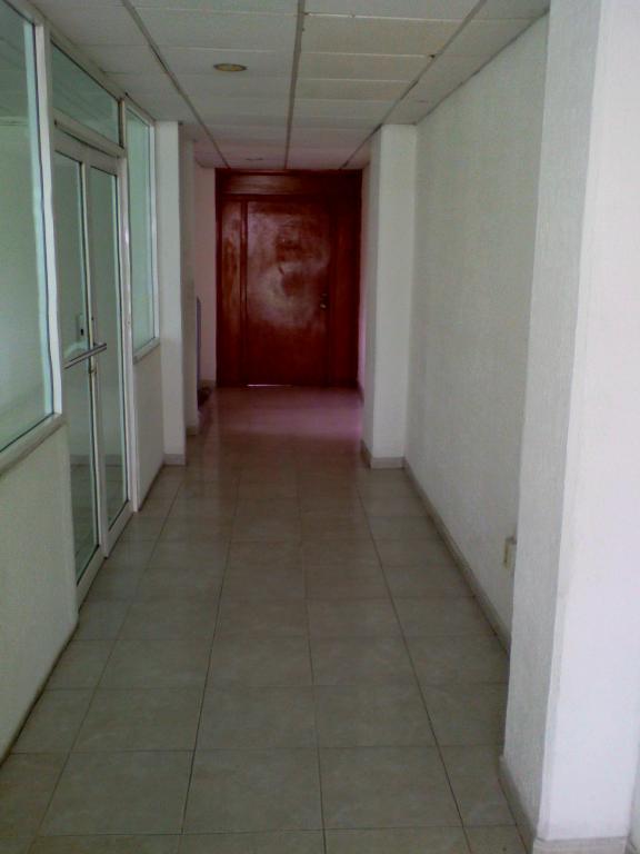 Local muy amplio para 2 oficinas de 90 m2 c/u - 5