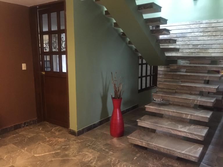 HERMNOSA CASA EN VENTA EN ARBOLEDAS DE SAN IGNACIO - 4