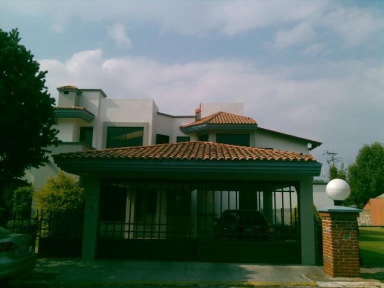 HERMOSA CASA EN VENTA FRACCIONAMIENTO LAS FUENTES - 1