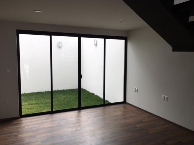HERMOSA CASA EN VENTA EN LOMAS DE ANGELOPOLIS — foto 4