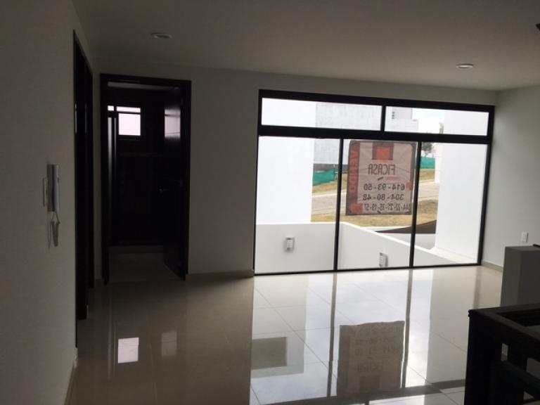 HERMOSA CASA EN VENTA EN LOMAS DE ANGELOPOLIS — foto 6