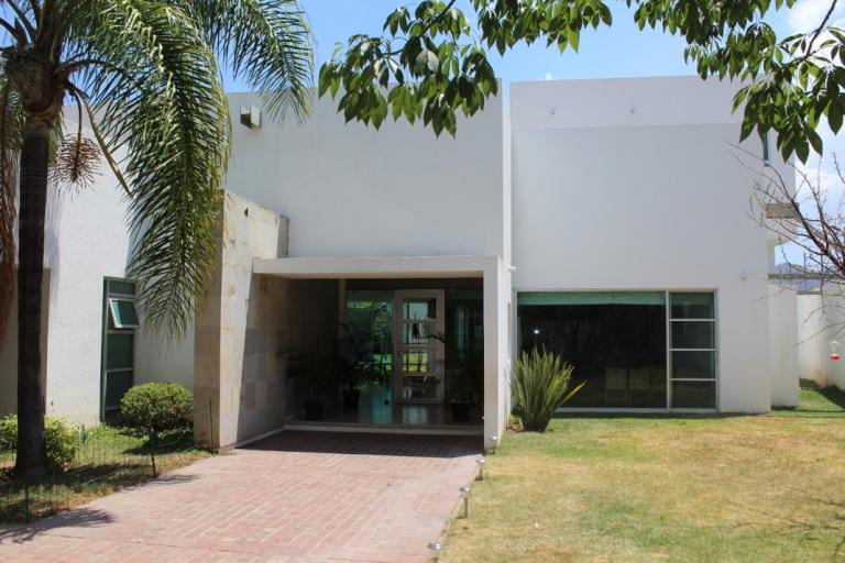 Casa en venta 1156 m2 en Fracc. el carmen II Leon, Gto. - 2