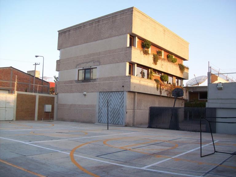 EDIFICIO PARA PREPARATORIA EN VENTA - 2