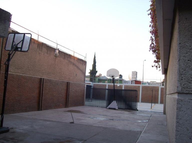 EDIFICIO PARA PREPARATORIA EN VENTA - 4