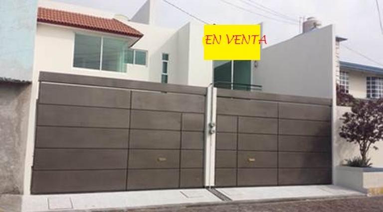 HERMOSA CASA EN VENTA EN ARBOLEDAS DE LOMA BELLA