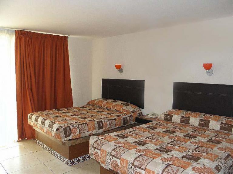 Hotel 100 Mts playa Mocambo, (opciones de compra) - 5