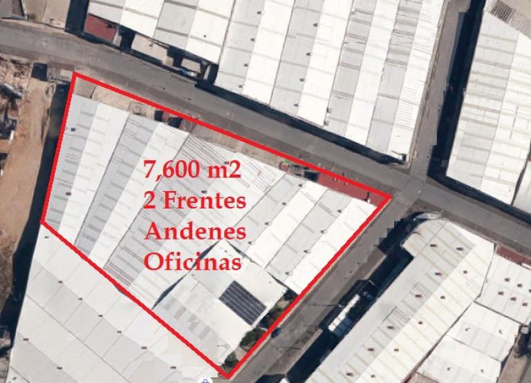 Fabulosa Bodega. 7600 m2. Equipada. Ubicadísima. 2 Frentes. - 1