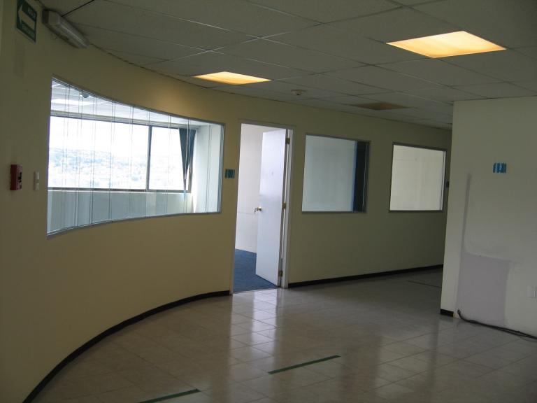 Edificio. 8000 m2 de Oficinas. Todo o en Partes. Cerca Toreo - 9