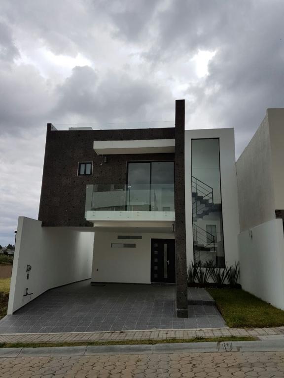1.- VENDO CASA LOMAS ANGELÓPOLIS - 7