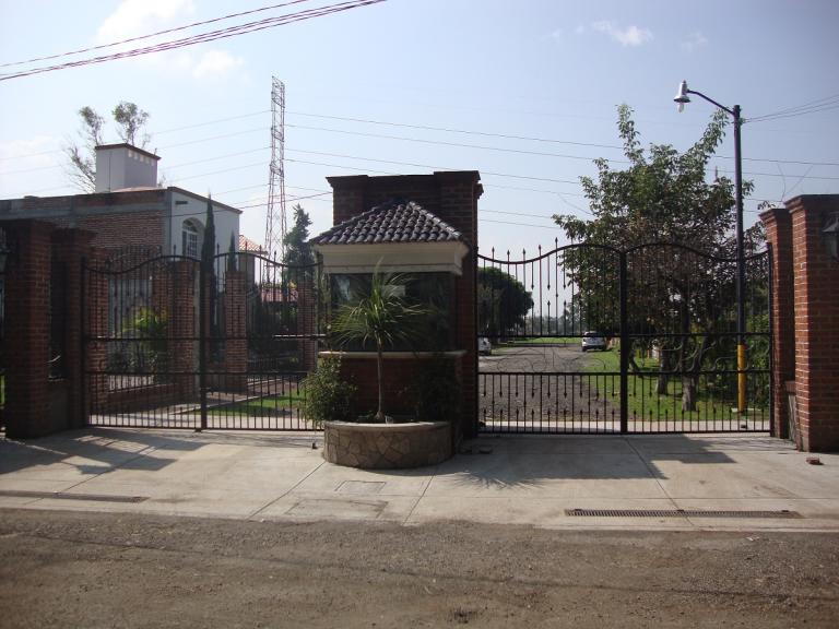 HERMOSO TERRENO en FRACCIONAMIENTO: Son 1,000 m2 - 1