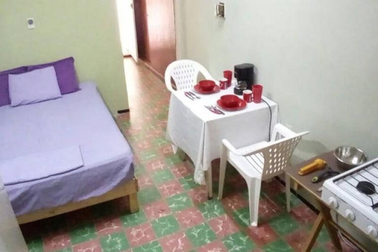 PARA 2 PERSONAS POR DÍA, CON WIFI, CLIMA, COCINA Y GARAGE. - 2