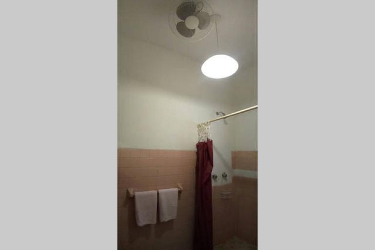 PARA 2 PERSONAS POR DÍA, CON WIFI, CLIMA, COCINA Y GARAGE. - 7