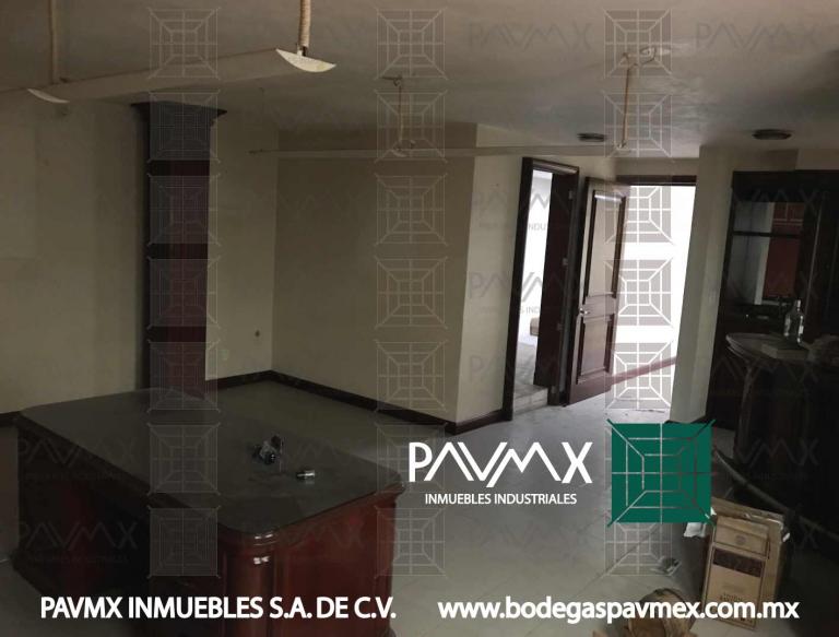 BODEGA EN RENTA 2500m2 XALOSTOC - 7